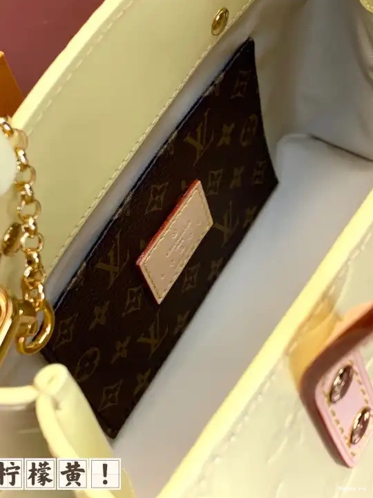 VUITTON PM Reade LOUIS 0627